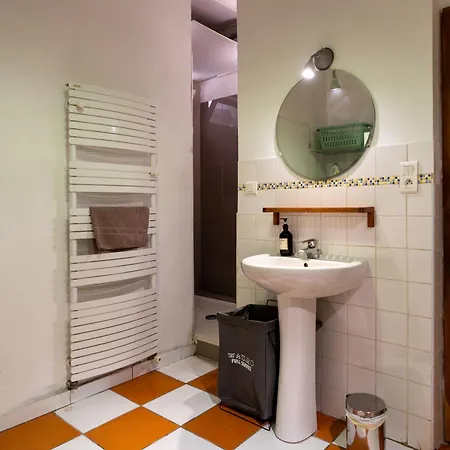 Maison De Famille Avec Extérieur à Pied Appartement